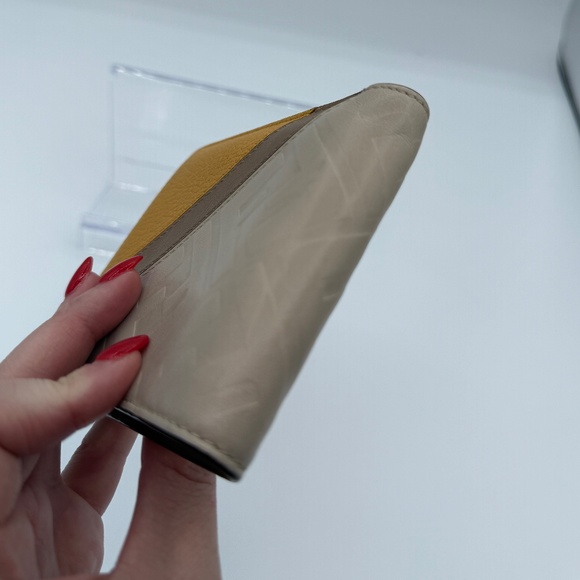 FENDI Vitello Grace FF Embossed Striped Bi-fold Leather Wallet - Picture 3 of 11